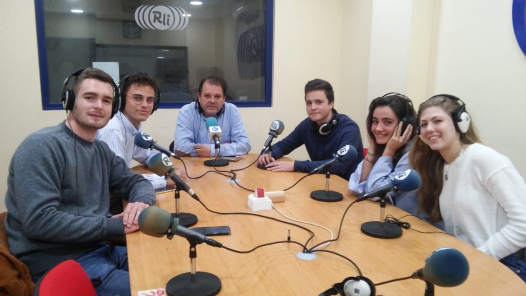 EL LICEO SE PROCLAMA CAMPEÓN NACIONAL DE DEBATE JÓVENES PROMESAS ( Radio La Isla)