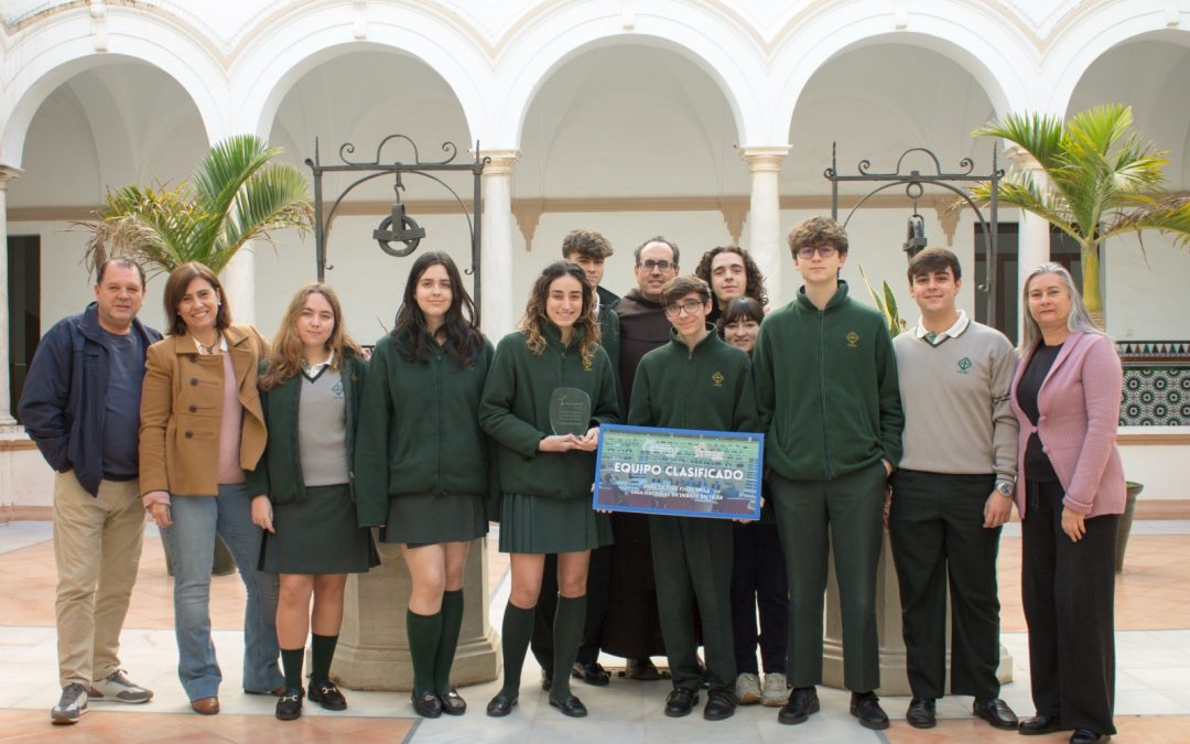 NUESTRO EQUIPO DE DEBATE DE 2º DE BACHILLERATO, CAMPEÓN EN EL XI TORNEO NACIONAL  DE DEBATE ESCOLAR CÁNOVAS