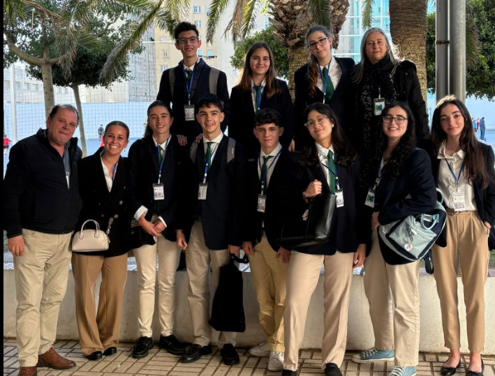 EL EQUIPO DE DEBATE DE 4⁰ DE ESO, SUBCAMPEÓN EN EL TORNEO SAN FELIPE NERI