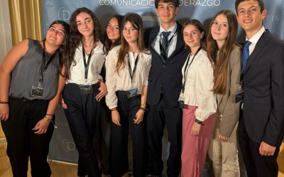 EXCELENTE PARTICIPACIÓN DE LOS EQUIPOS DE DEBATE DEL LICEO EN EL I TORNEO NACIONAL DE DEBATE THE WAVE, ZARAGOZA